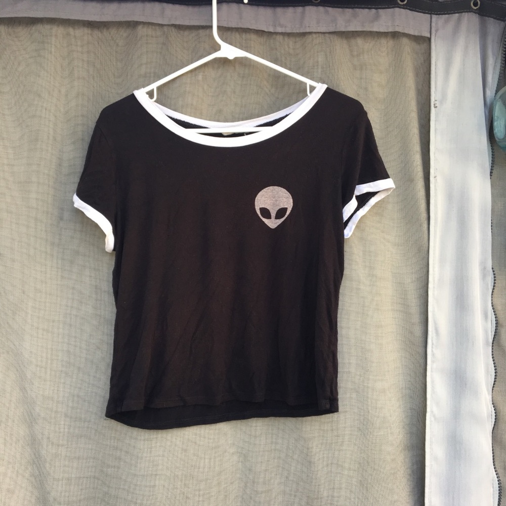 Black Alien top